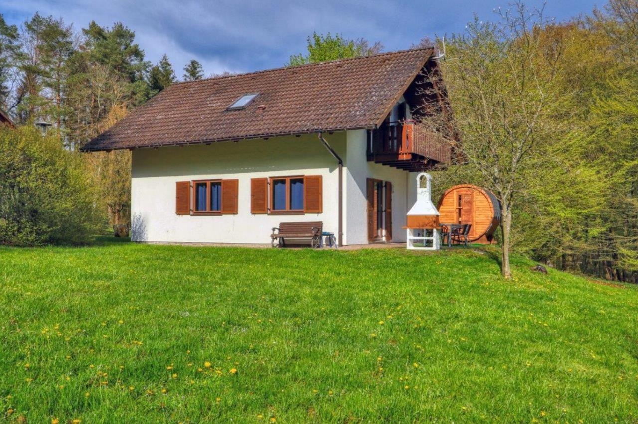 Seepark Kirchheim Ferienhaus Bei Zeta Mit Sauna Exteriér fotografie