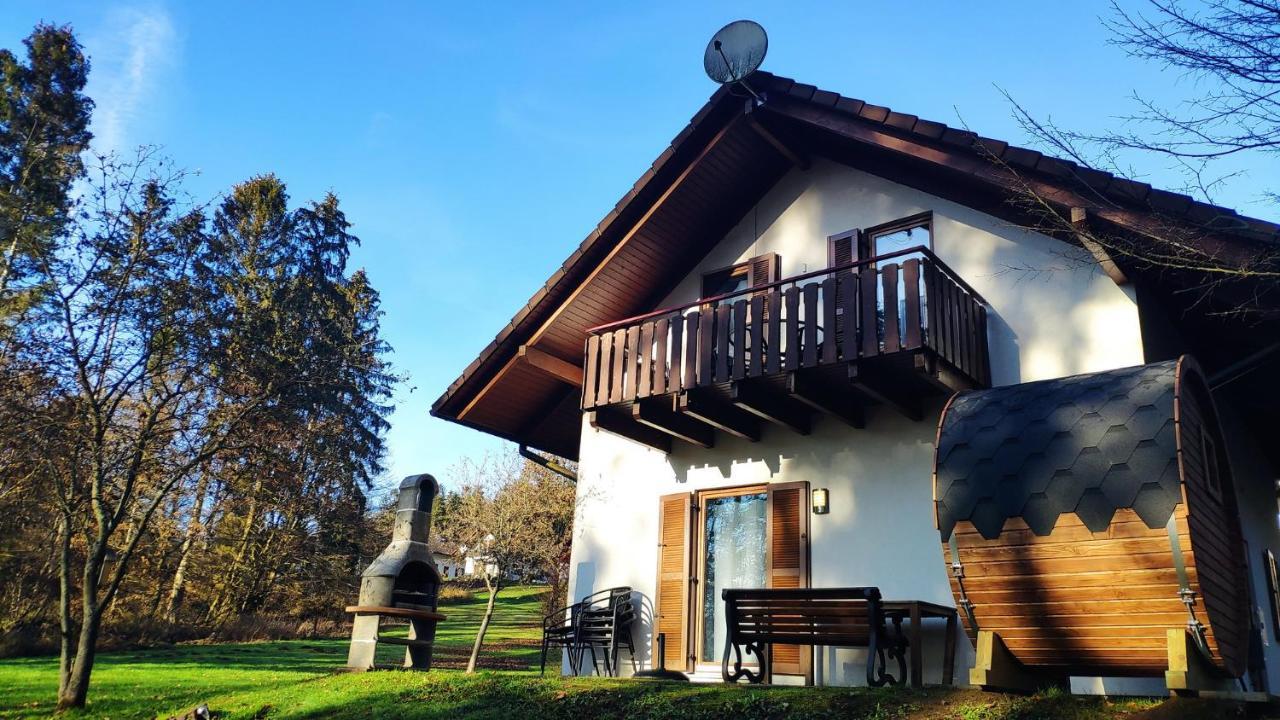 Seepark Kirchheim Ferienhaus Bei Zeta Mit Sauna Exteriér fotografie